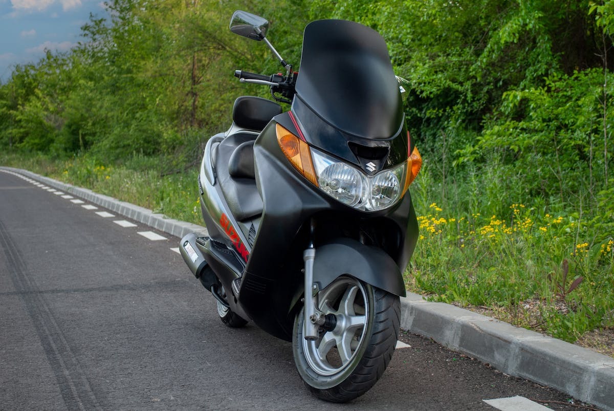 Les critères à considérer pour choisir son scooter 400 cm3